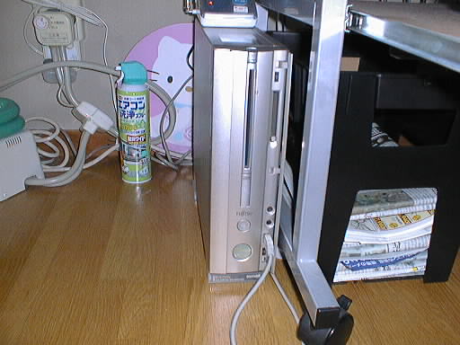 PC�{�̂����ŉғ����Ă܂��B